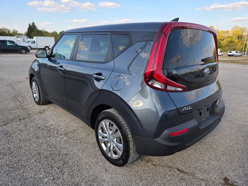 Used 2020 Kia Soul LX image 6