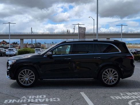 New 2026 Mercedes-Benz GLS 580 4MATIC image 5