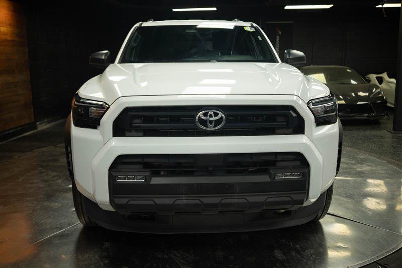 Used 2025 Toyota 4Runner SR5 AWD/4WD image 3