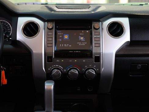 Used 2016 Toyota Tundra SR5 w/ SR5 Upgrade Package RWD image 37