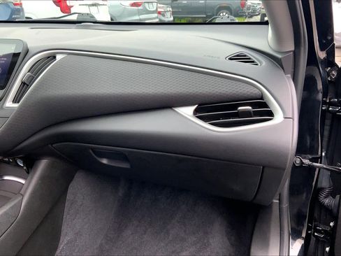 Used 2022 Chevrolet Malibu LT FWD image 18