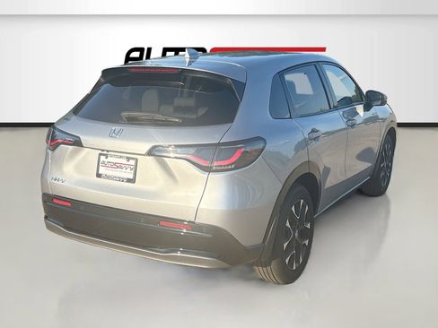 Used 2026 Honda HR-V EX-L image 7