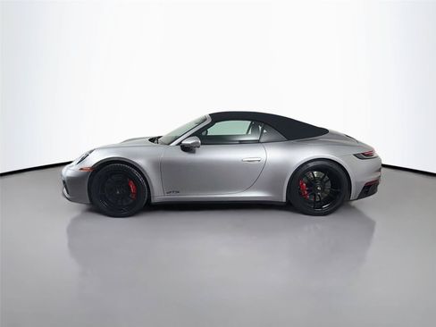 Certified 2022 Porsche 911 Carrera GTS RWD image 2