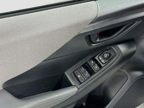 Certified 2025 Subaru Crosstrek 2.0i Premium image 16