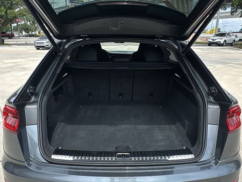Used 2022 Audi SQ8 Prestige AWD/4WD image 24