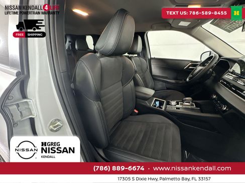 Used 2024 Mitsubishi Outlander FWD image 31