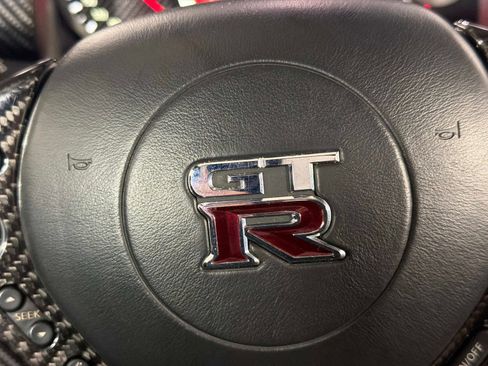 Used 2009 Nissan GT-R Premium AWD/4WD image 41