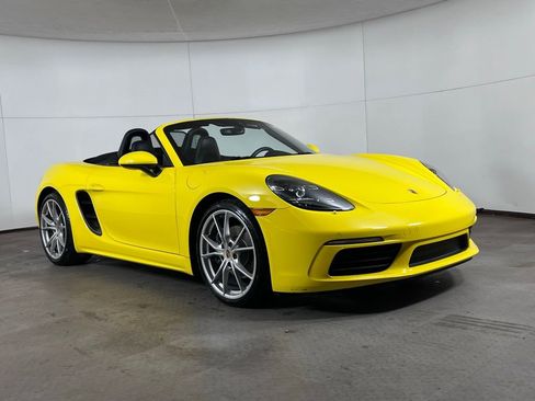 Certified 2019 Porsche 718 Boxster image 17