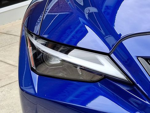 Used 2025 Lexus IS 350 F Sport RWD image 9