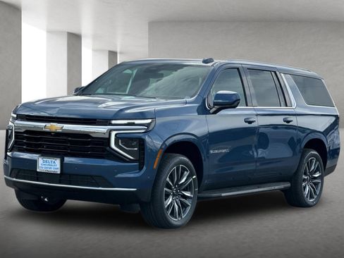 New 2026 Chevrolet Suburban LS w/ LS Custom Edition AWD/4WD image 8