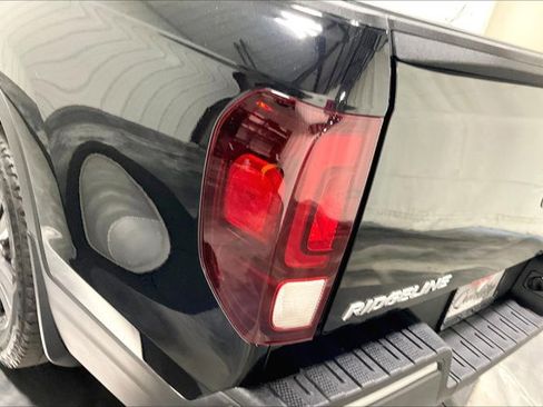 Used 2019 Honda Ridgeline Sport image 29