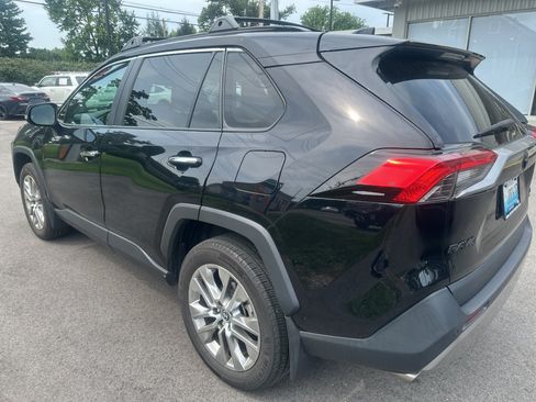 Used 2024 Toyota RAV4 Limited w/ Advanced Technology Package AWD/4WD image 5
