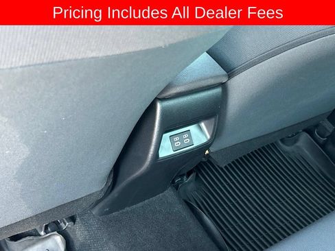 Used 2024 Toyota Corolla LE FWD image 13