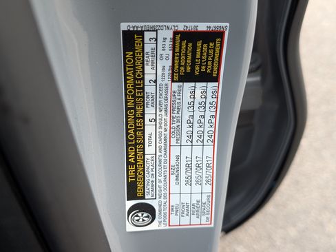 Used 2025 Nissan Frontier PRO-4X w/ Interior Protection Package AWD/4WD image 36