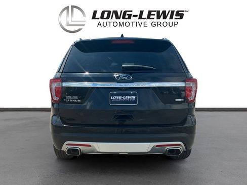 Used 2017 Ford Explorer Platinum AWD/4WD image 5