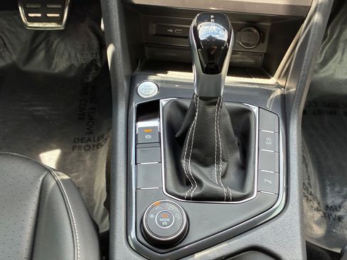 Used 2023 Volkswagen Tiguan SE R-Line AWD/4WD image 24