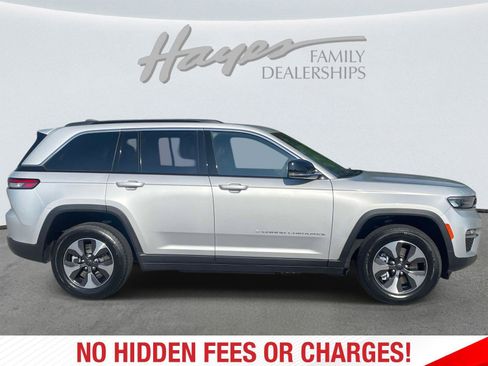 Used 2024 Jeep Grand Cherokee Limited 4xe AWD/4WD image 2