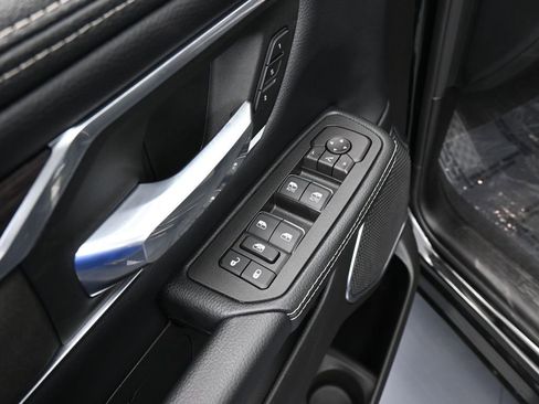 Used 2026 RAM 1500 Laramie image 13