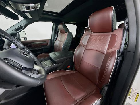 Used 2025 RAM 2500 Limited image 2