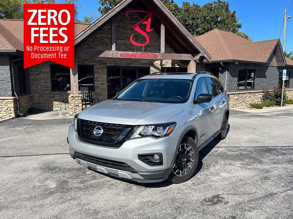 Used 2020 Nissan Pathfinder SL FWD image 1