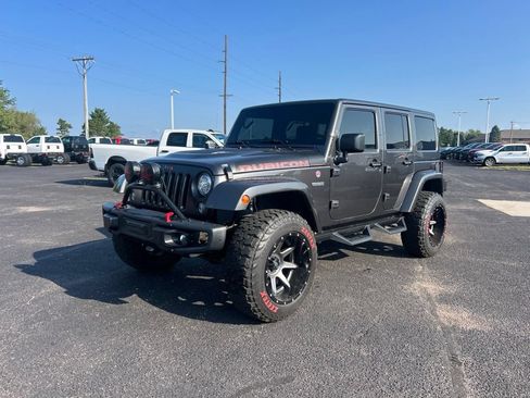 Used 2017 Jeep Wrangler Unlimited Rubicon w/ Quick Order Package 23Z Recon AWD/4WD image 4