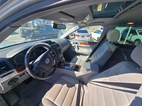 Used 2005 Volkswagen Touareg V6 AWD/4WD image 22