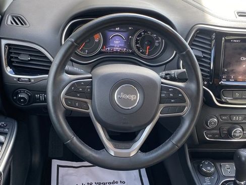 Used 2019 Jeep Cherokee Limited w/ Luxury Group image 40