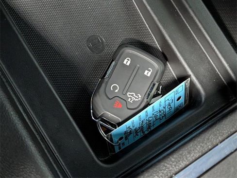 Used 2023 Chevrolet Silverado 2500 High Country w/ Z71 Off-Road Package image 31