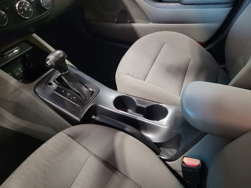 Used 2016 Kia Forte LX FWD image 26