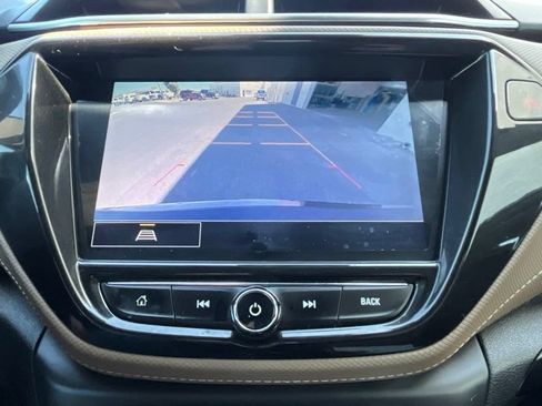Used 2021 Chevrolet TrailBlazer ACTIV w/ Technology Package AWD/4WD image 16