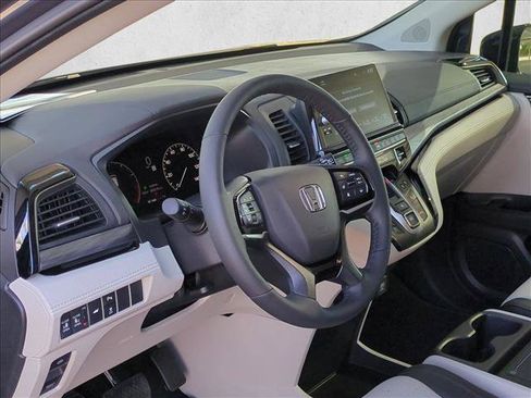 Certified 2026 Honda Odyssey Elite image 10