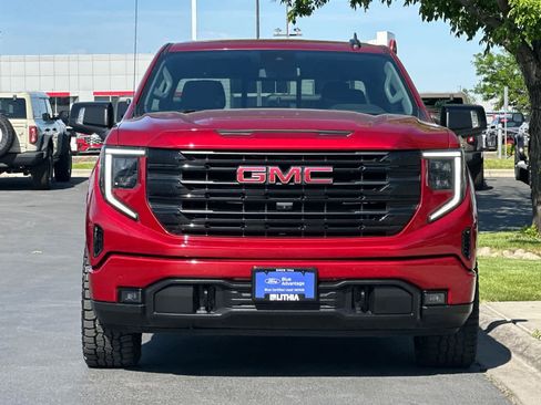 Used 2023 GMC Sierra 1500 Elevation w/ Elevation Premium Package AWD/4WD image 10