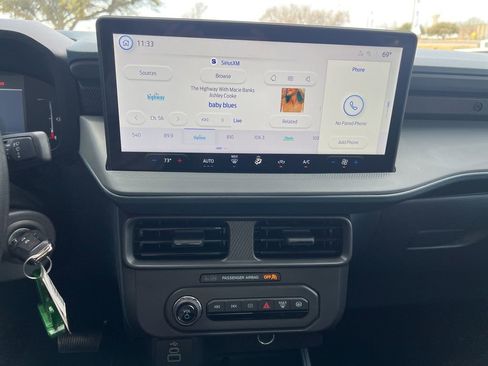 New 2026 Ford Maverick XL image 19