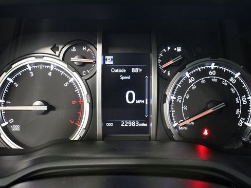 Used 2023 Toyota 4Runner TRD Off-Road image 14