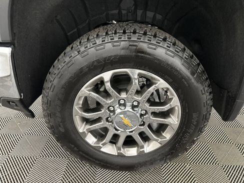 New 2026 Chevrolet Silverado 2500 LTZ w/ LTZ Convenience Package AWD/4WD image 34