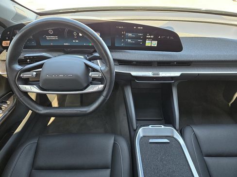 Used 2025 Lucid Air Pure RWD image 8
