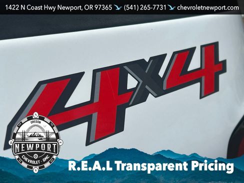 Used 2018 Chevrolet Silverado 1500 LT w/ All Star Edition AWD/4WD image 12