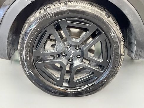 Used 2024 Kia Telluride EX X-Line AWD/4WD image 33