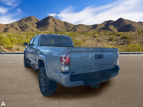 Used 2021 Toyota Tacoma TRD Sport RWD image 3
