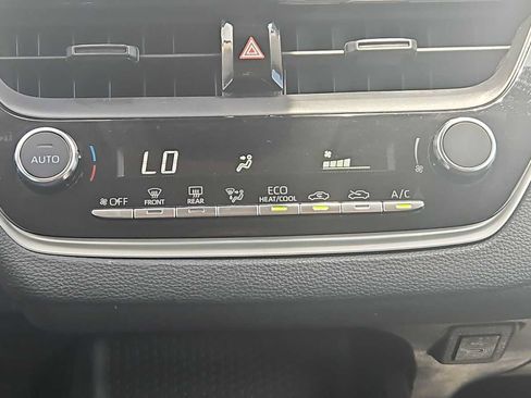 Used 2023 Toyota Corolla LE FWD image 16