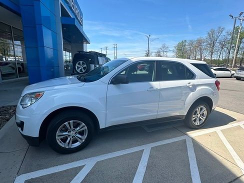 Used 2013 Chevrolet Equinox LS image 2