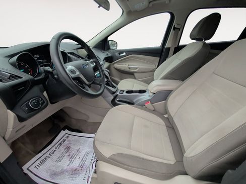 Used 2014 Ford Escape SE w/ Equipment Group 201A AWD/4WD image 9