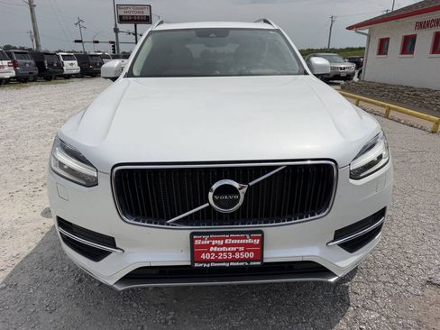 Used 2016 Volvo XC90 T6 Momentum w/ Momentum Plus Package AWD/4WD image 8