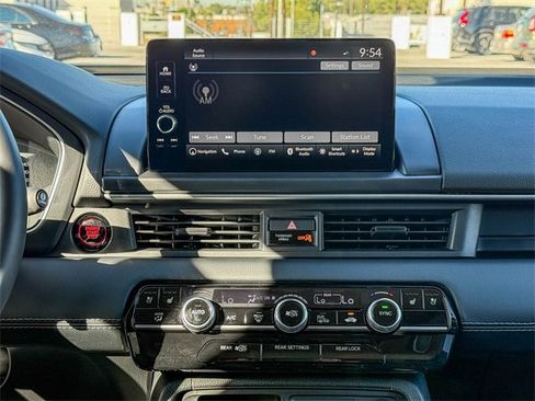 New 2025 Honda Pilot Elite image 18