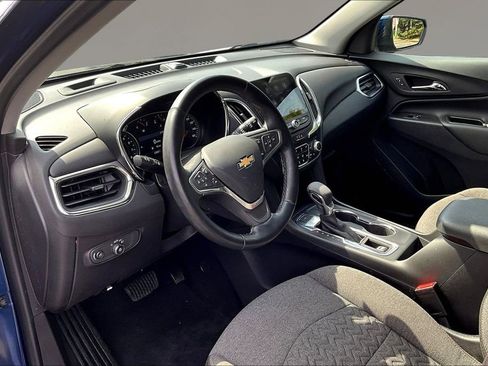 Used 2023 Chevrolet Equinox LT AWD/4WD image 17