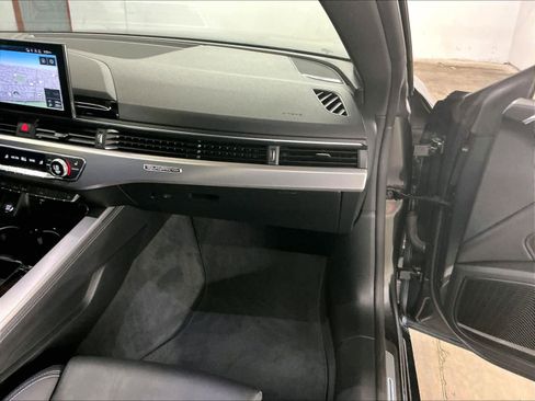 Used 2023 Audi A5 2.0T Premium Plus w/ Premium Plus image 18