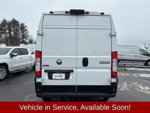 Used 2023 RAM ProMaster 2500 image 5