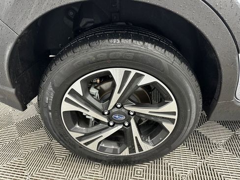 Used 2025 Subaru Crosstrek 2.0i Premium AWD/4WD image 18