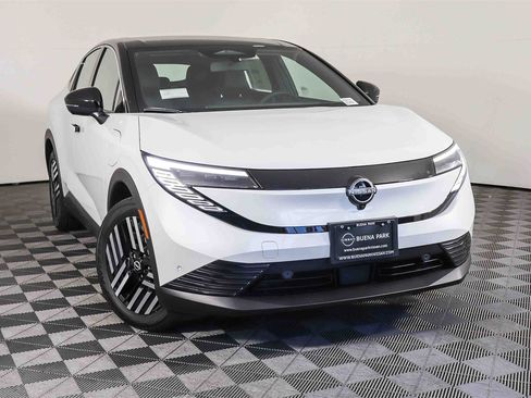 New 2026 Nissan Leaf SV+ image 1