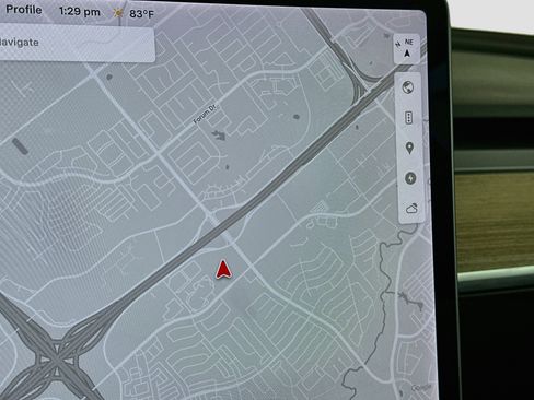 Used 2021 Tesla Model 3 Long Range AWD/4WD image 21